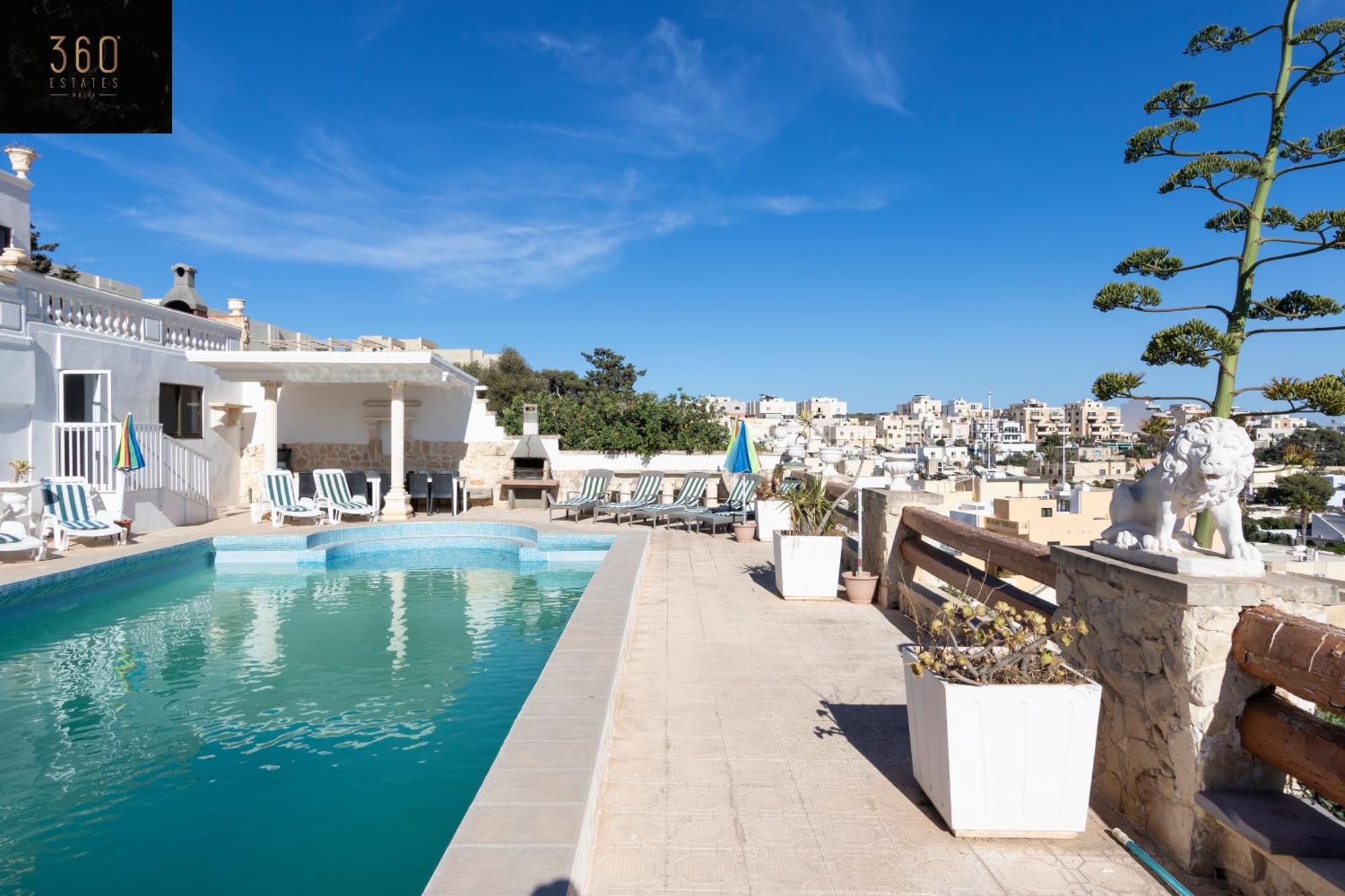 Massive Villa Pool Area With Views, Wifi With Bbq By 360 Estates Mellieħa Екстериор снимка