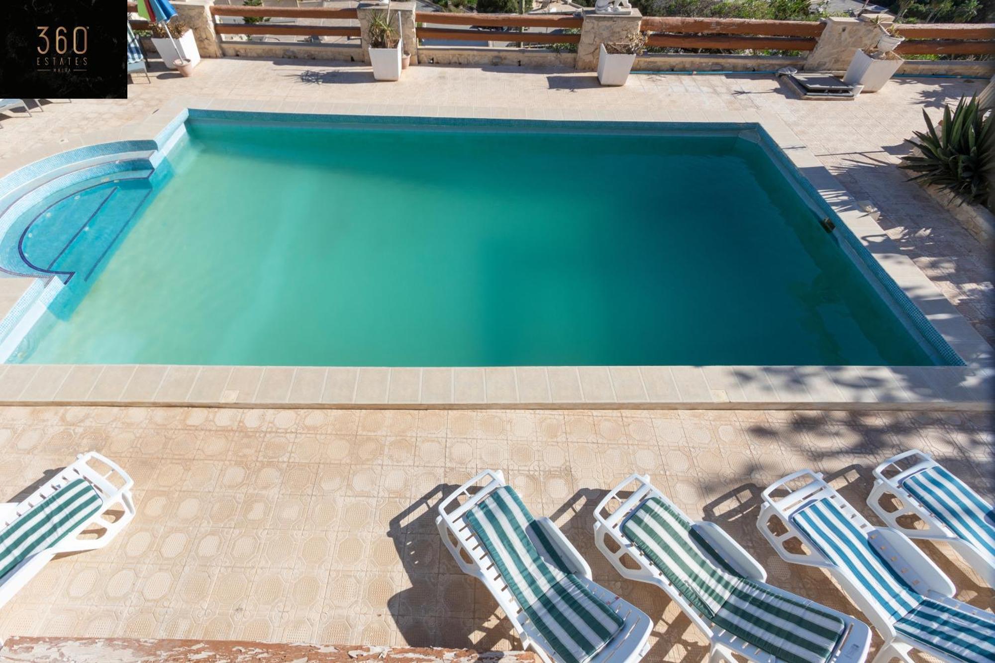 Massive Villa Pool Area With Views, Wifi With Bbq By 360 Estates Mellieħa Екстериор снимка