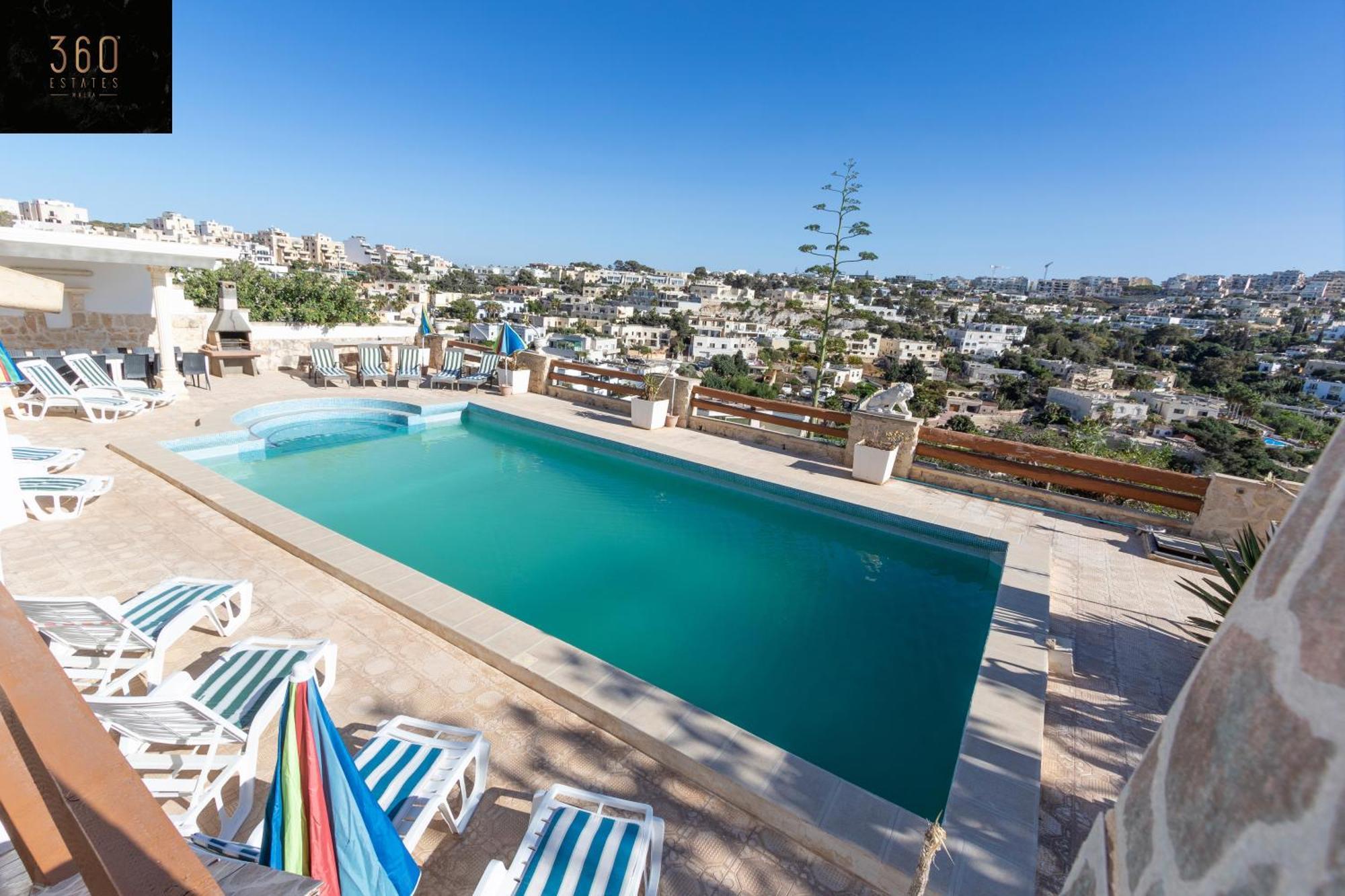 Massive Villa Pool Area With Views, Wifi With Bbq By 360 Estates Mellieħa Екстериор снимка